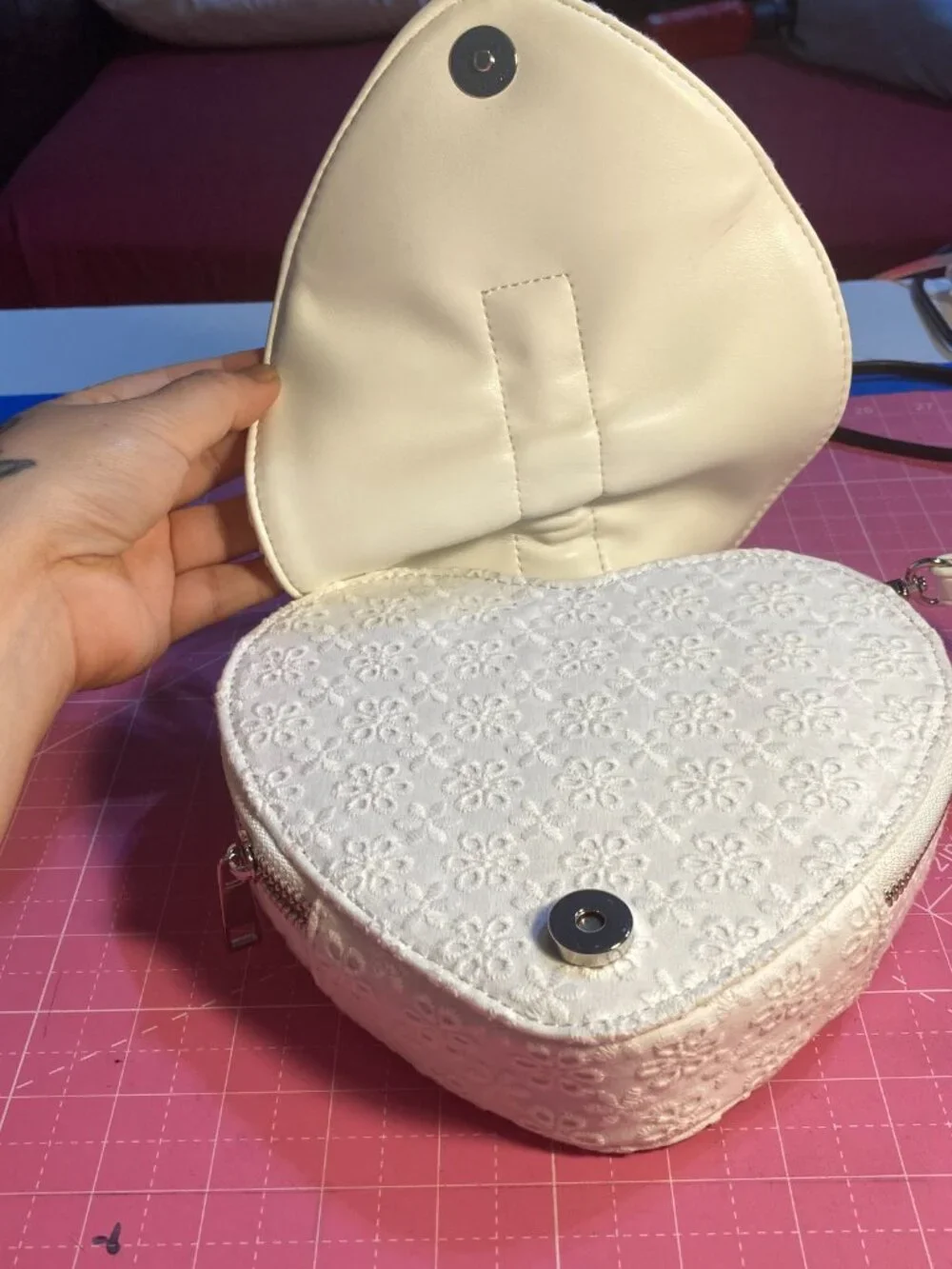 Dolls Kill Sugar Thrillz Cherish Me Heart Purse